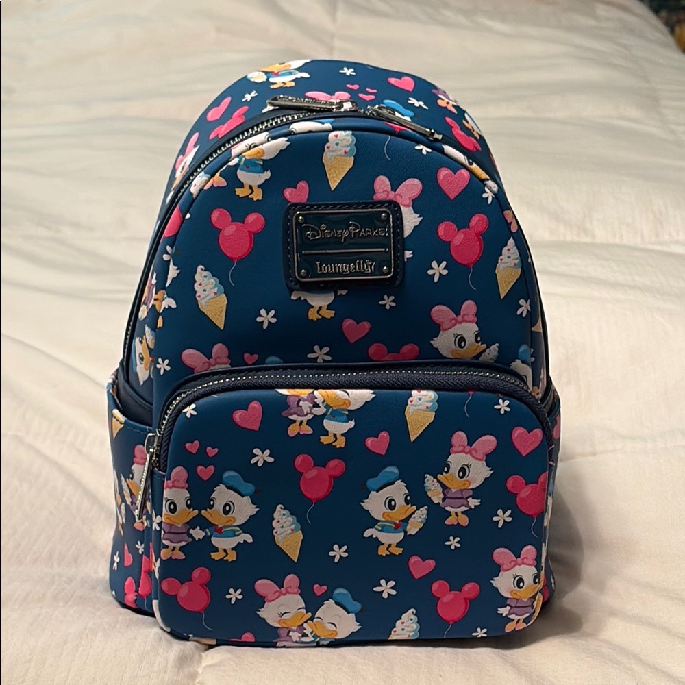 *NEW Disney Parks x Loungefly Donald and Daisy Duck Backpack